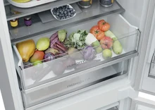 Встраиваемый холодильник Haier HBCN7190U1 — фотография 5