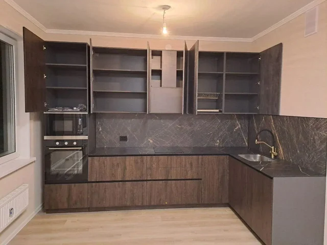 Кухни на заказ · фото 03 — выполненная работа Реновации