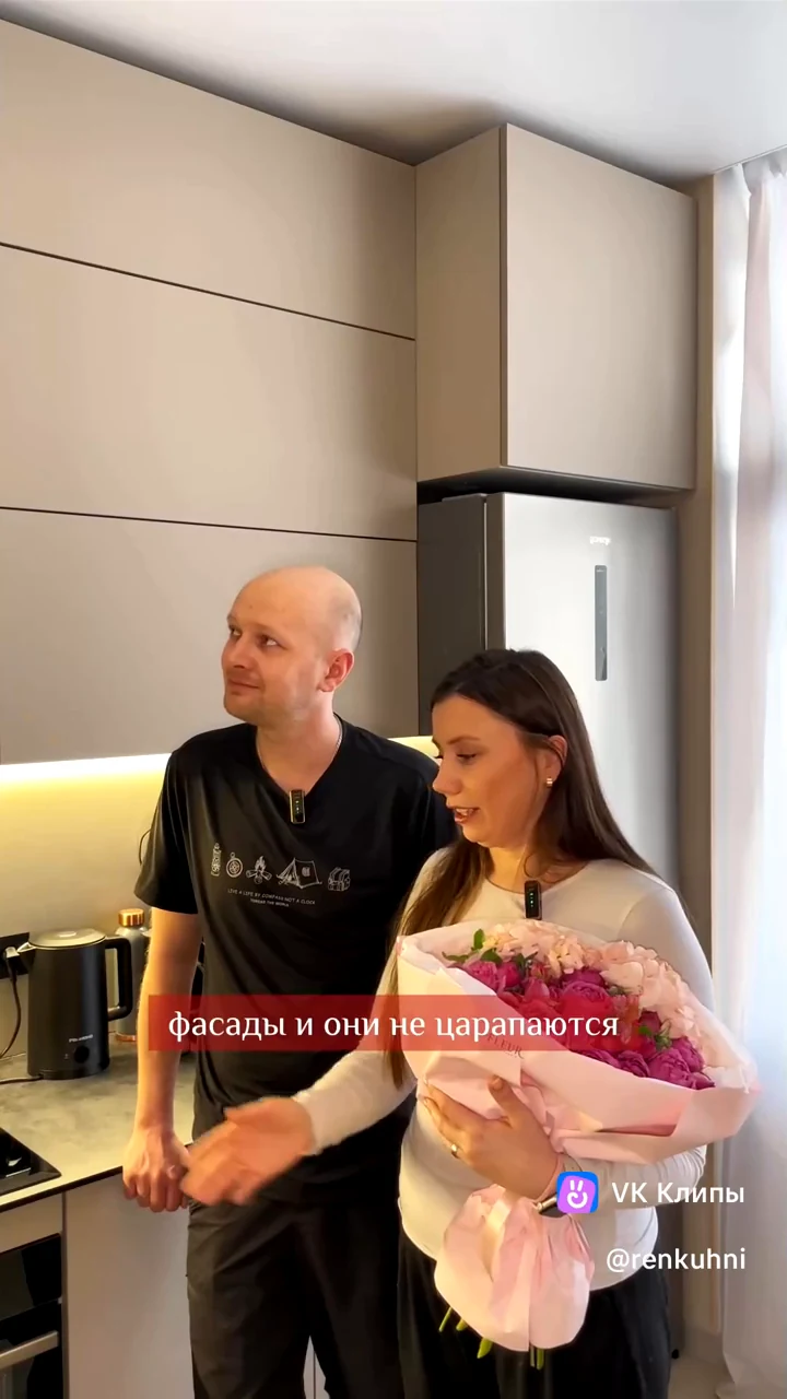 Кадр из видео: Отзыв клиентов о кухне